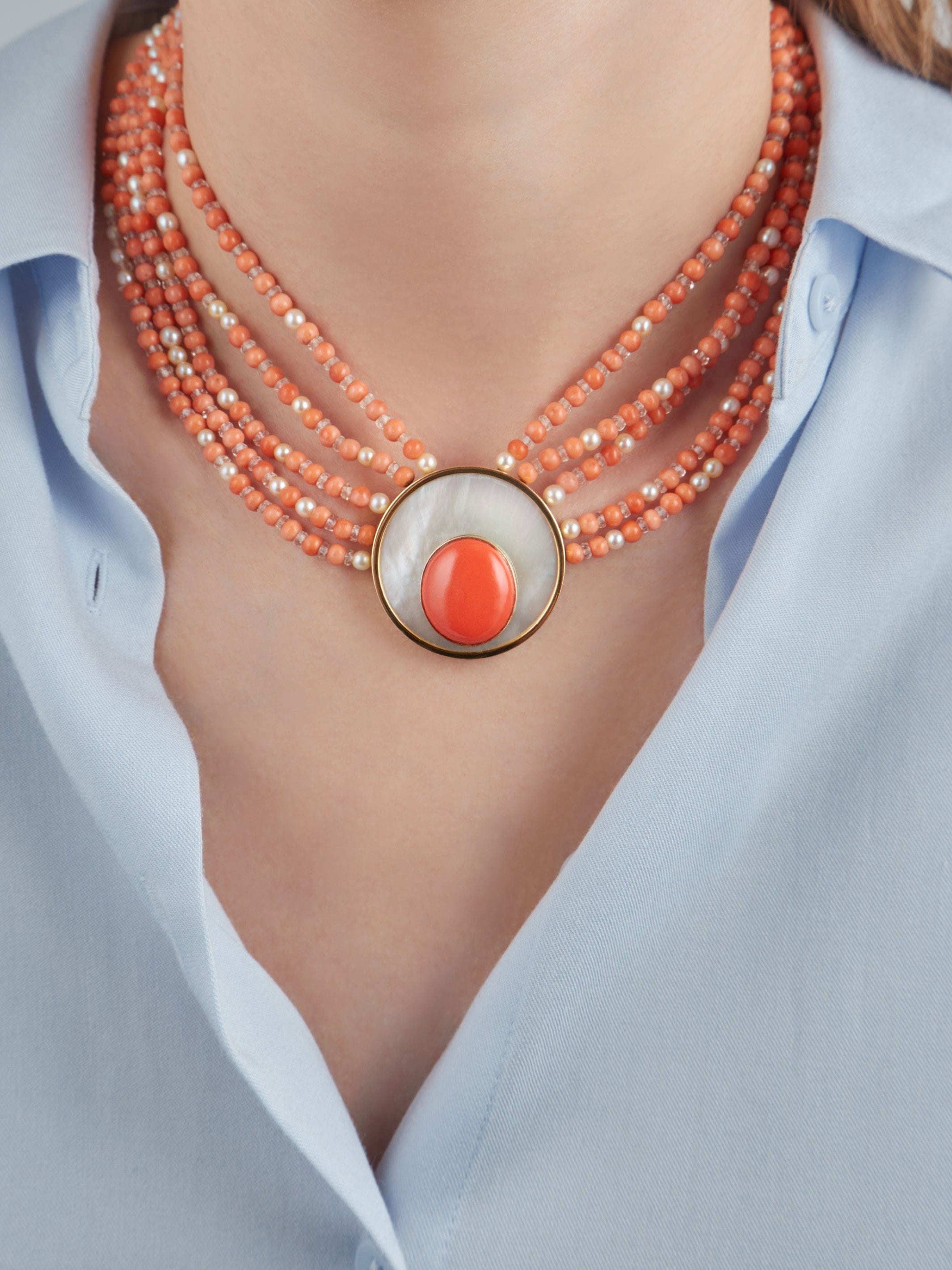 Coral pearl and mother-of-pearl necklace - . Görsel