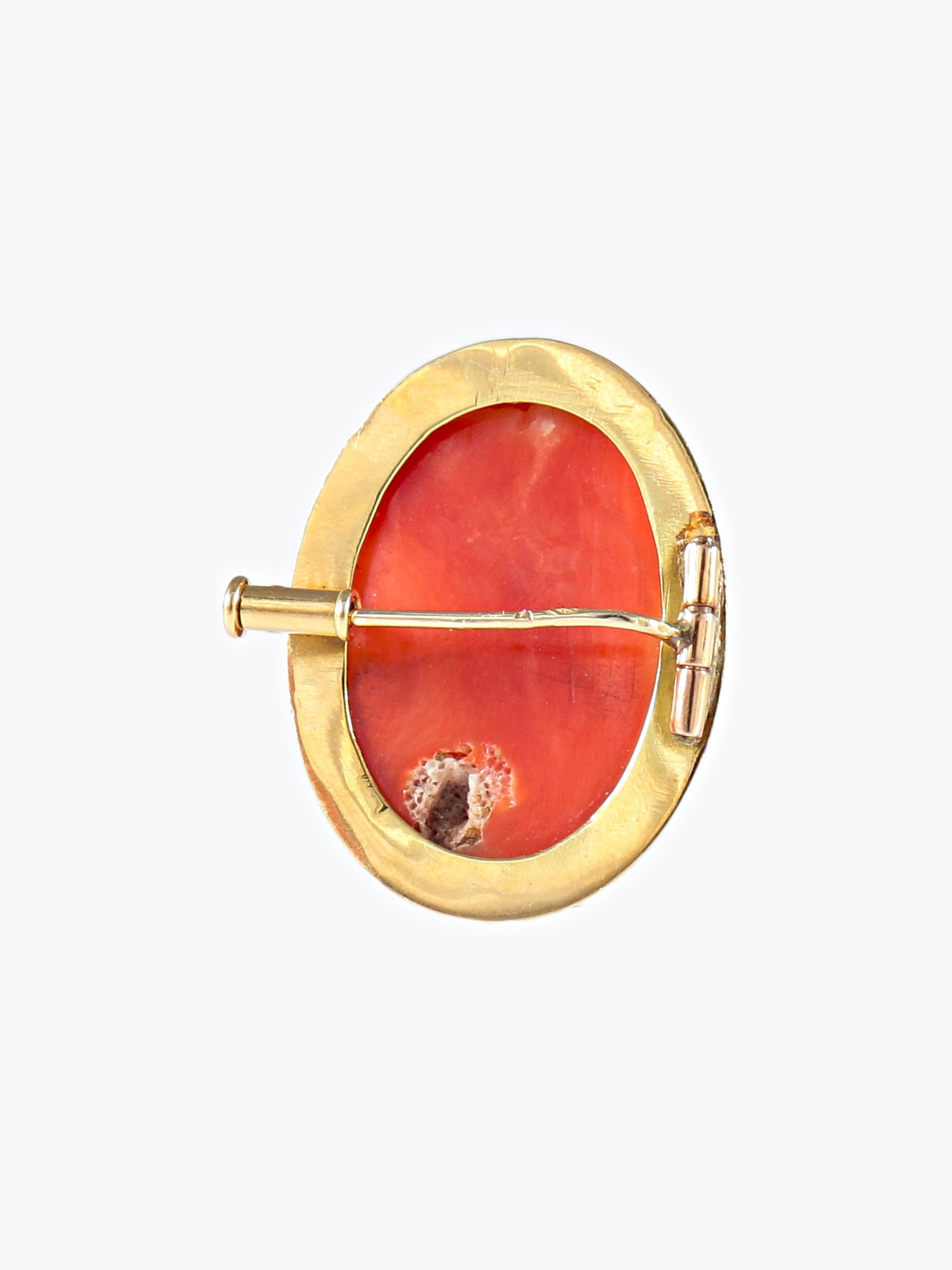 19th century brooch in yellow gold and cameo coral - . Görsel