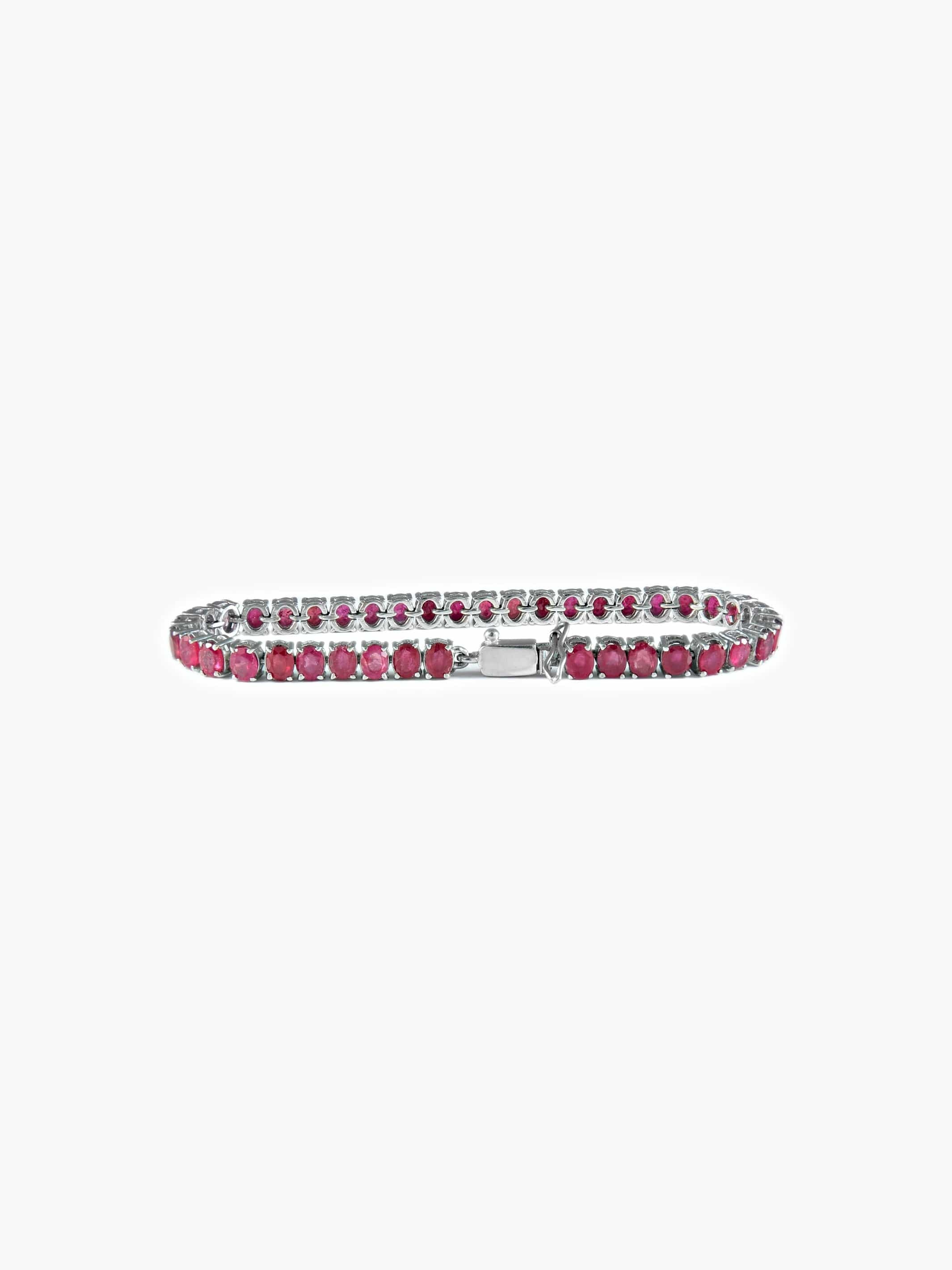 Ruby bracelet - . Görsel