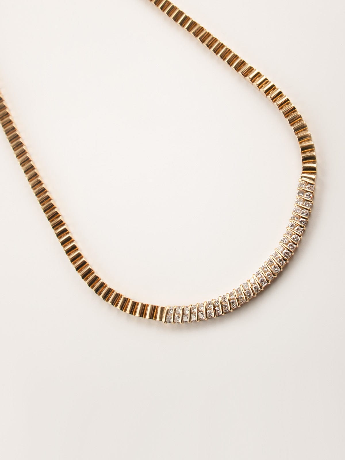 Diamond Pave and Yellow Gold Necklace - . Görsel