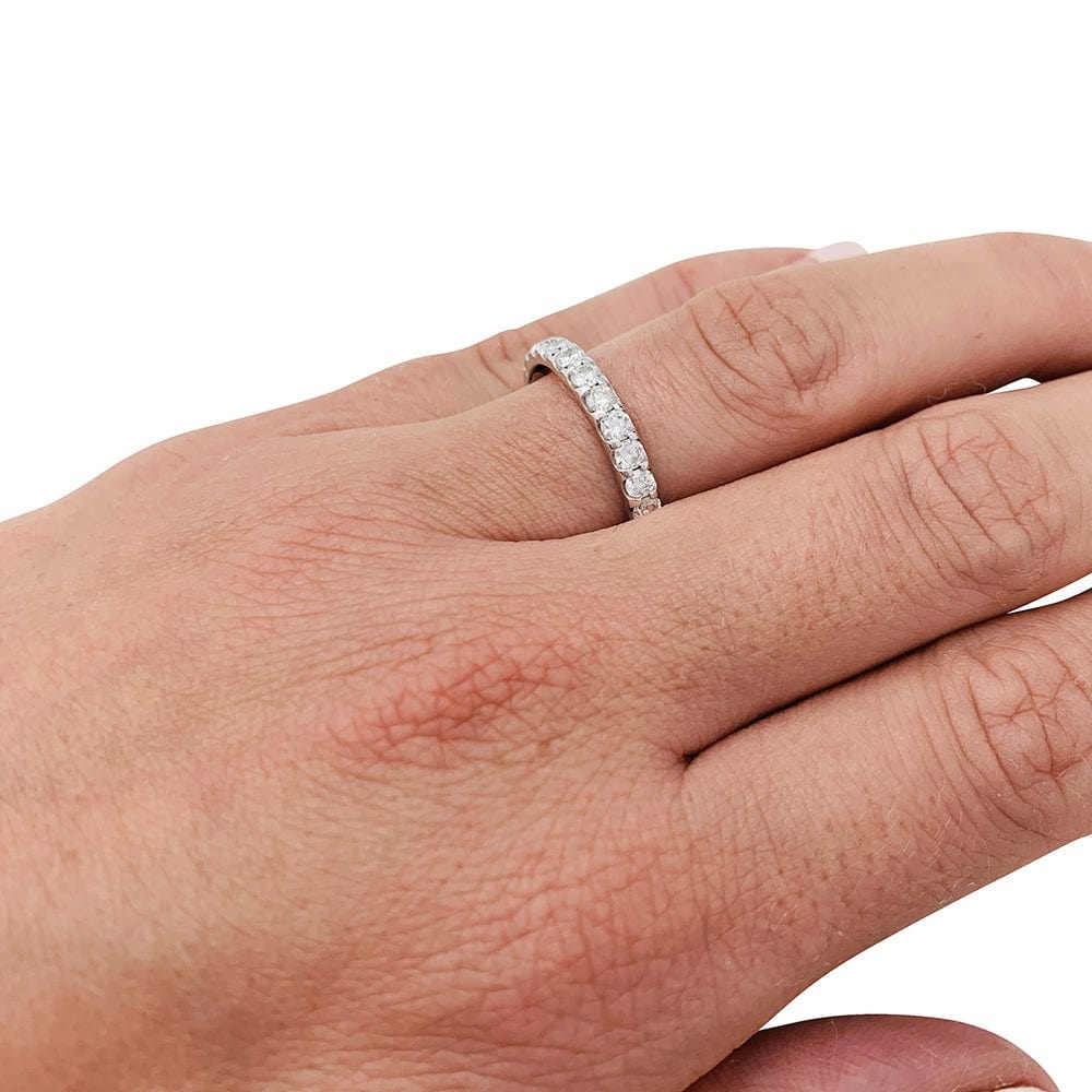 Wedding ring in white gold, diamonds. - . Görsel