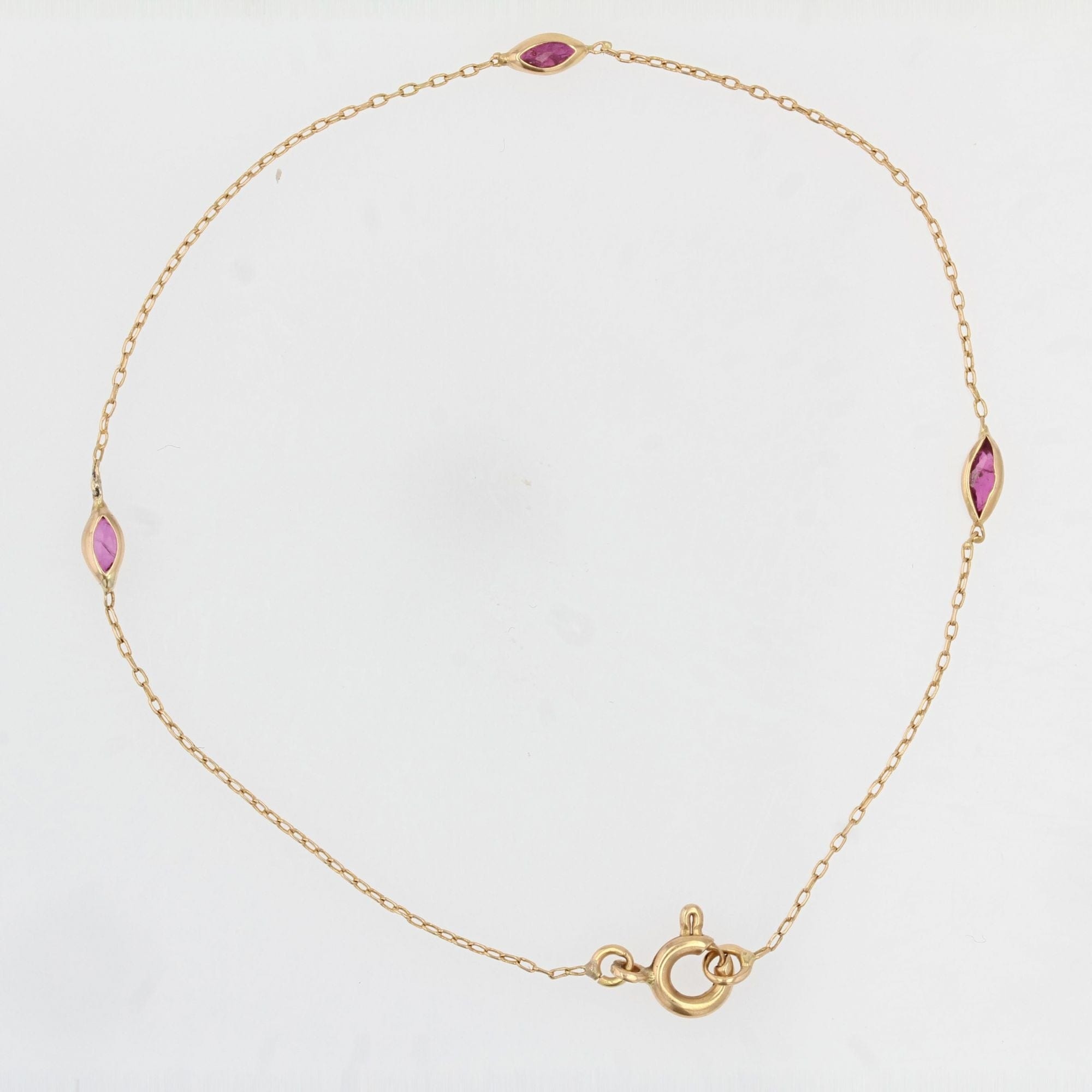 Fine yellow gold and ruby bracelet - . Görsel