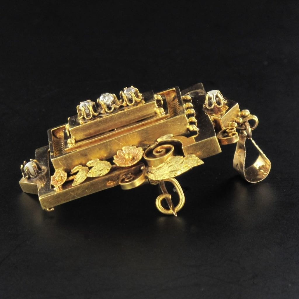 Brooch - Pendant in gold, diamonds and fine pearls - . Görsel