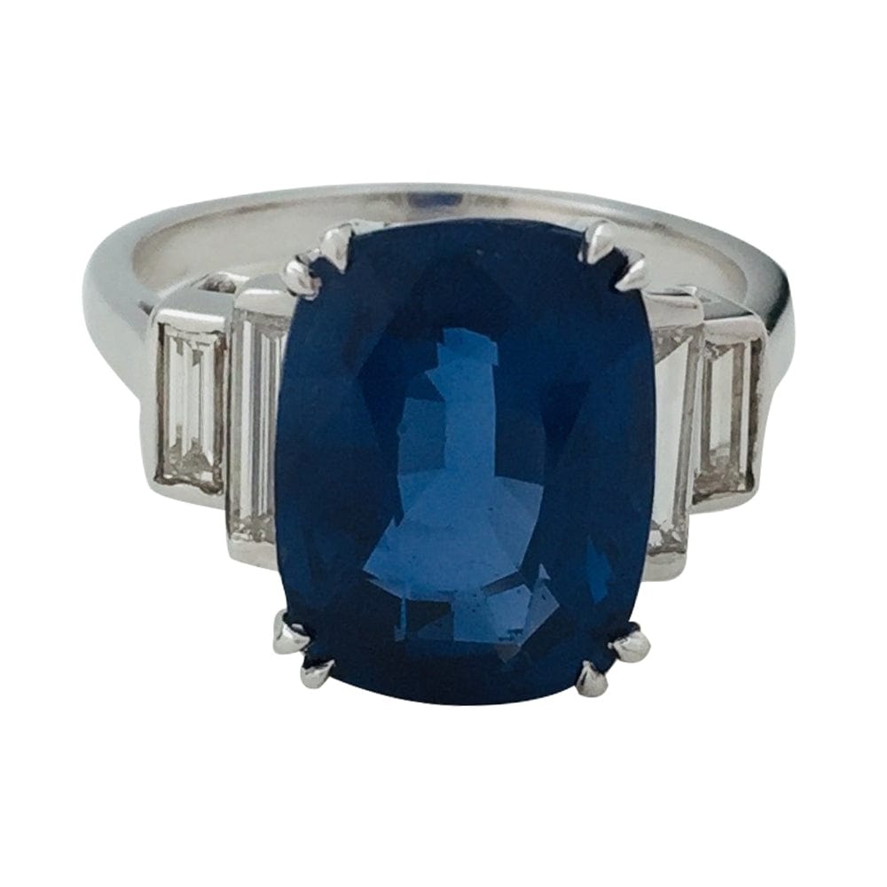 Sapphire ring, 6.77 carats in white gold, diamonds. - . Görsel