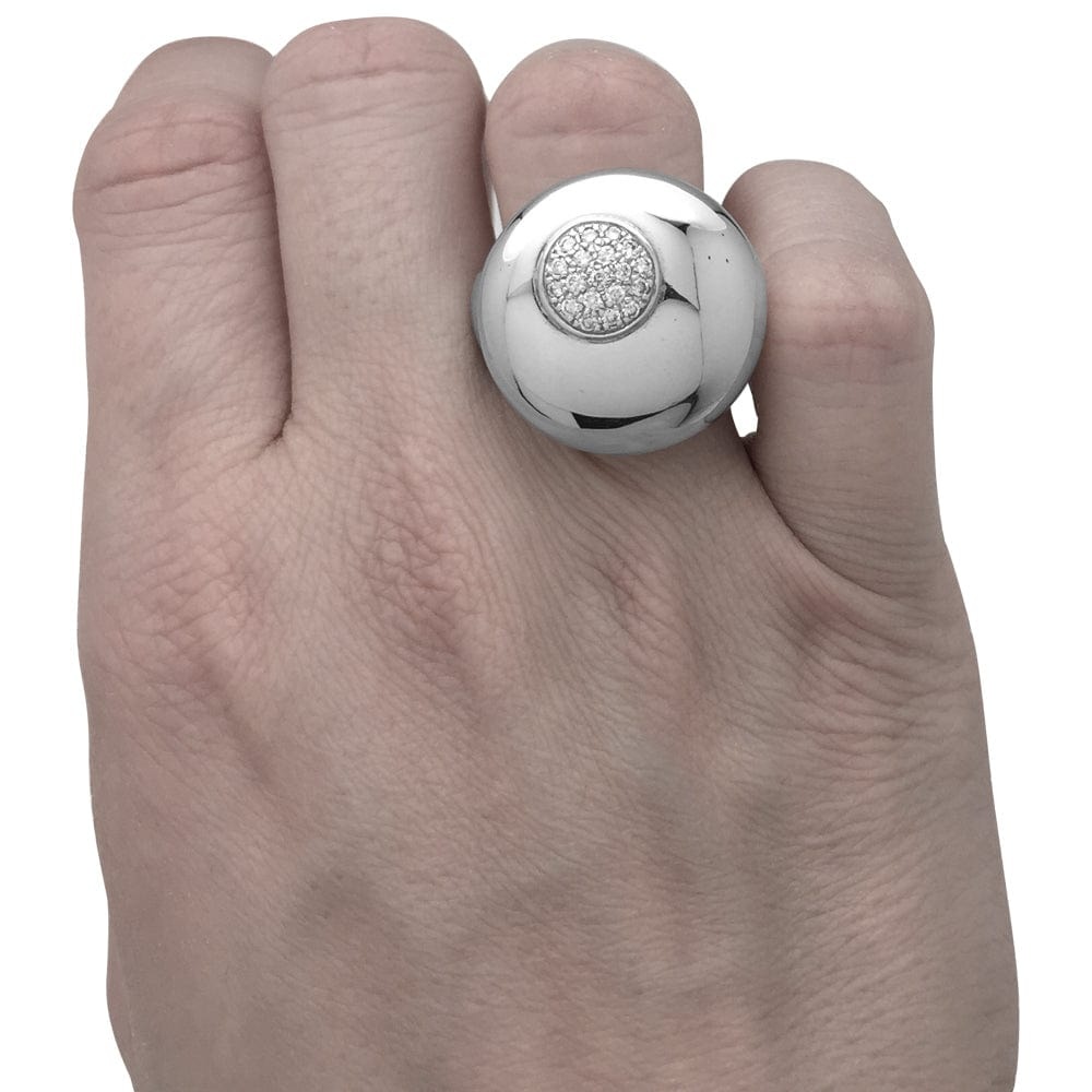 White gold and diamond ring. - . Görsel