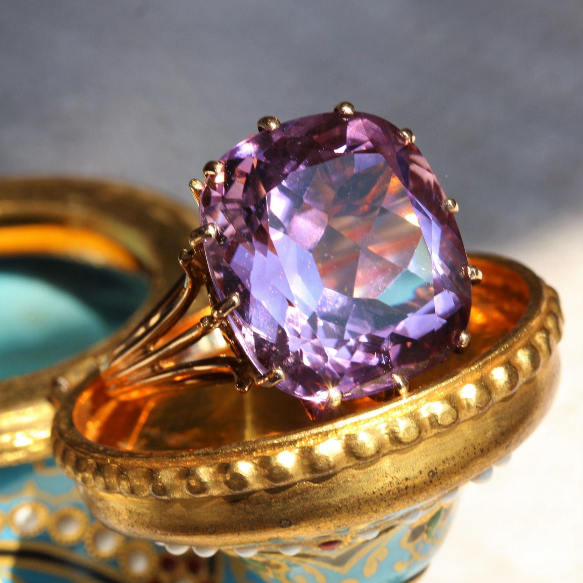 Vintage cushion amethyst ring - . Görsel