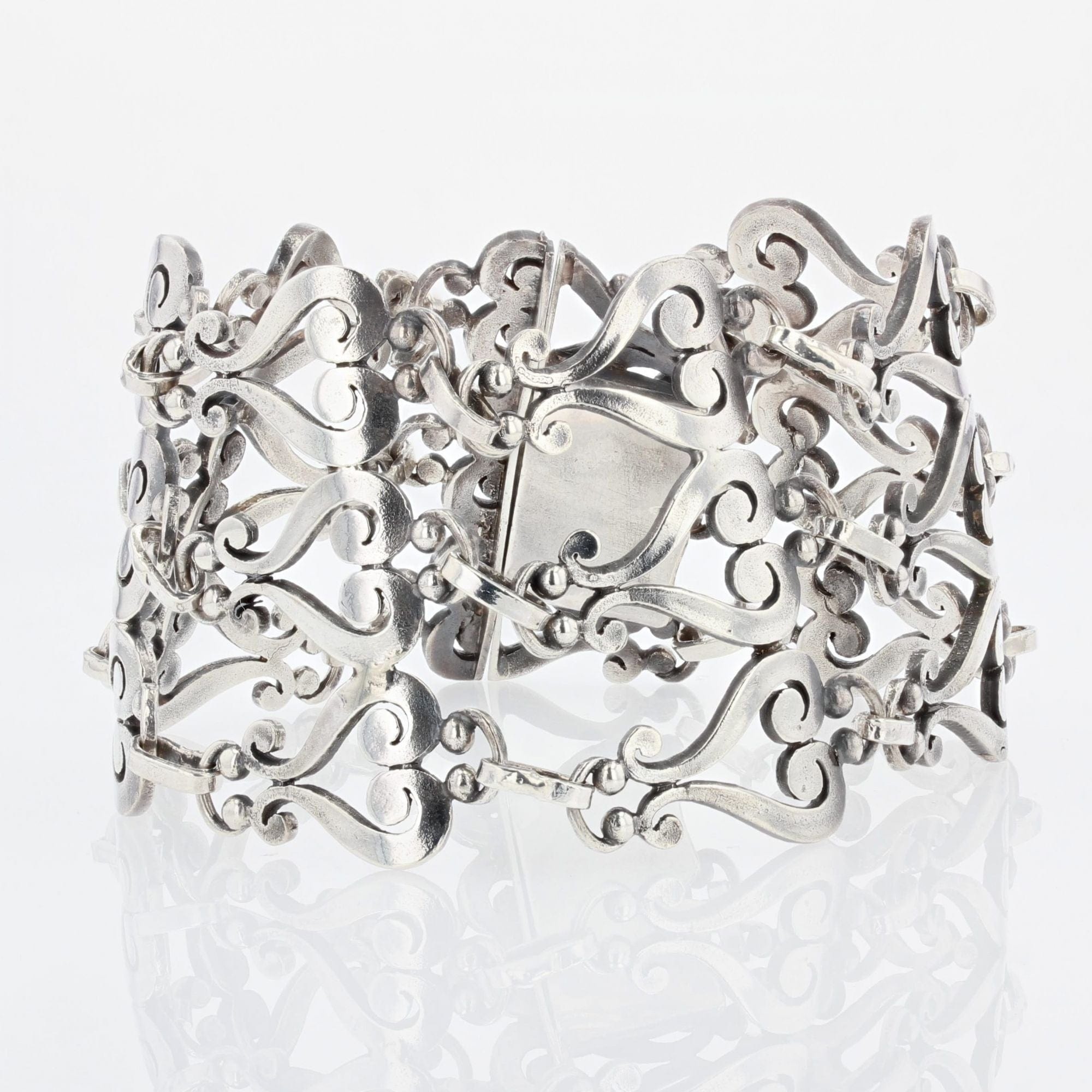 Cuff bracelet in silver - . Görsel