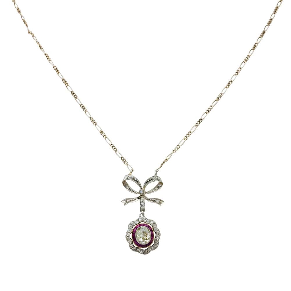 Gold pendant and platinum, ruby and old cut diamond. - . Görsel
