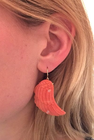 “Wings” earrings in yellow gold, coral. - . Görsel