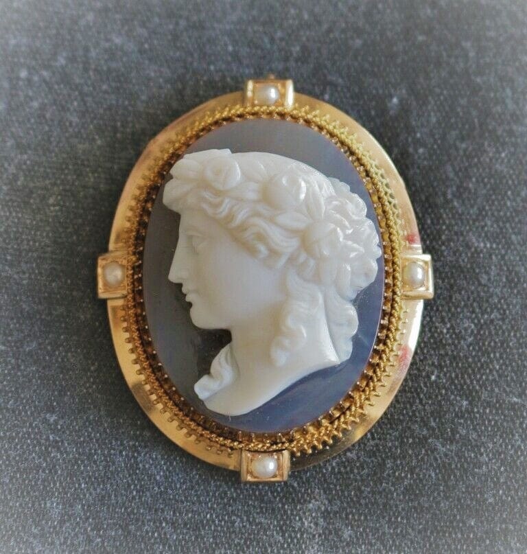 Pin cameo neo-classical depicting the goddess Flora - . Görsel