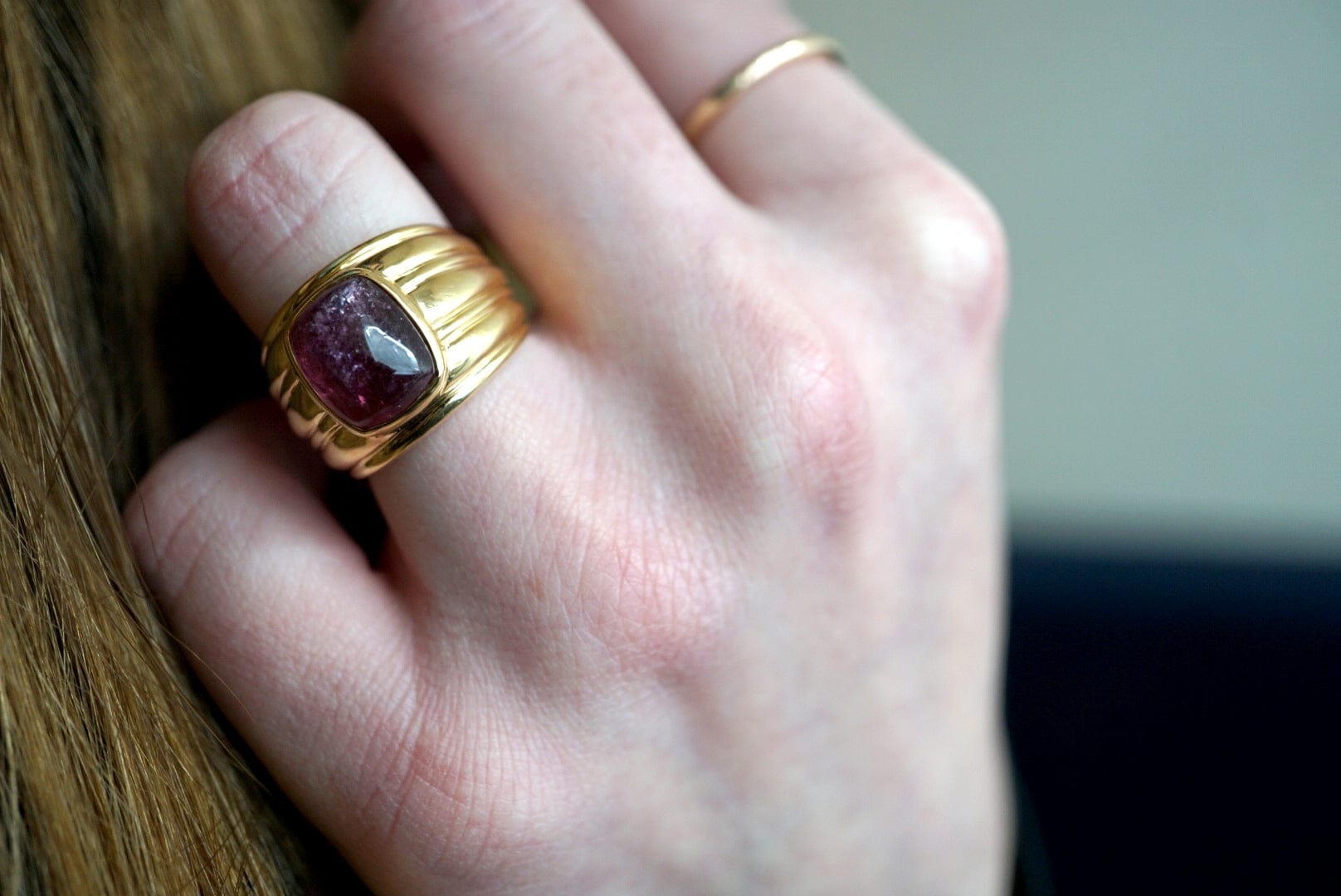 Ring Boucheron with a Pink Tourmaline - . Görsel