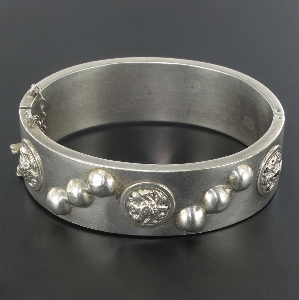 Old bangle bracelet silver decorated - . Görsel