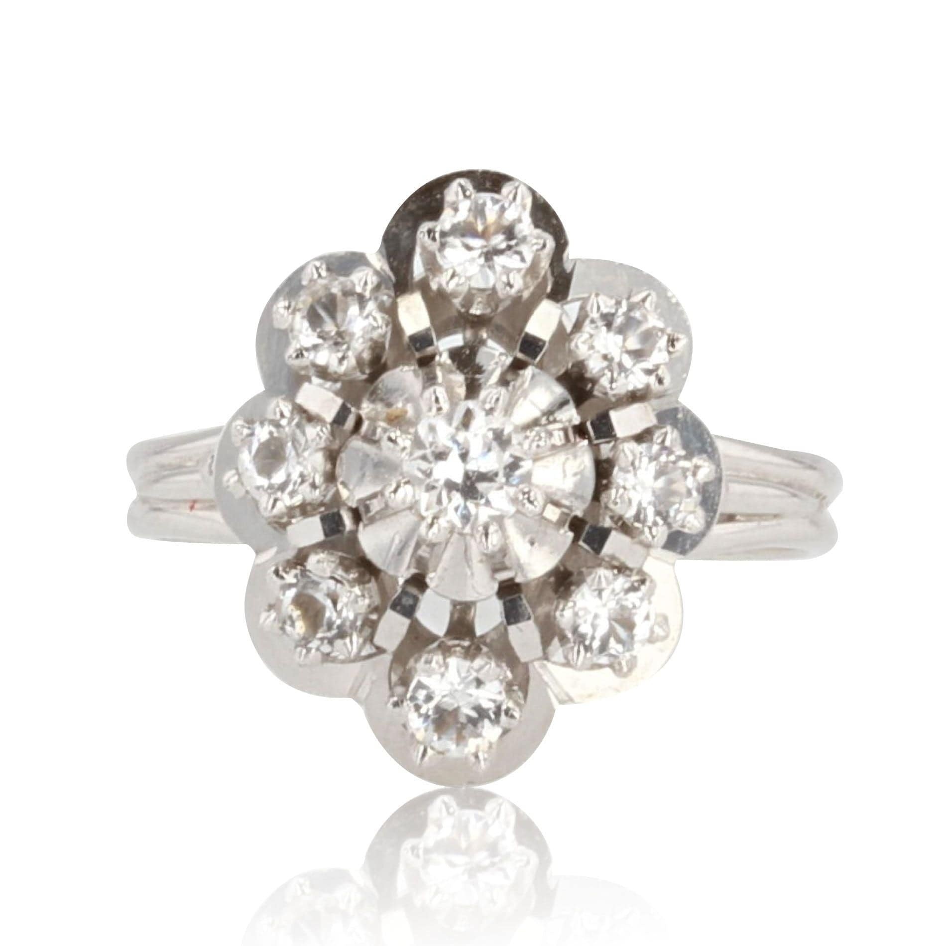 White gold ring with white sapphires - . Görsel