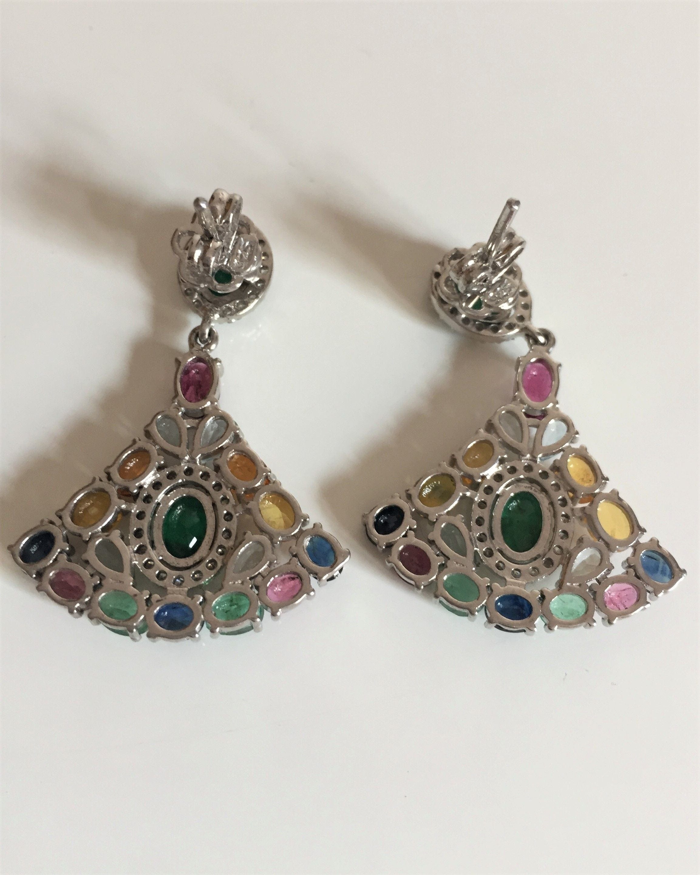 Gemstone fan earrings - . Görsel