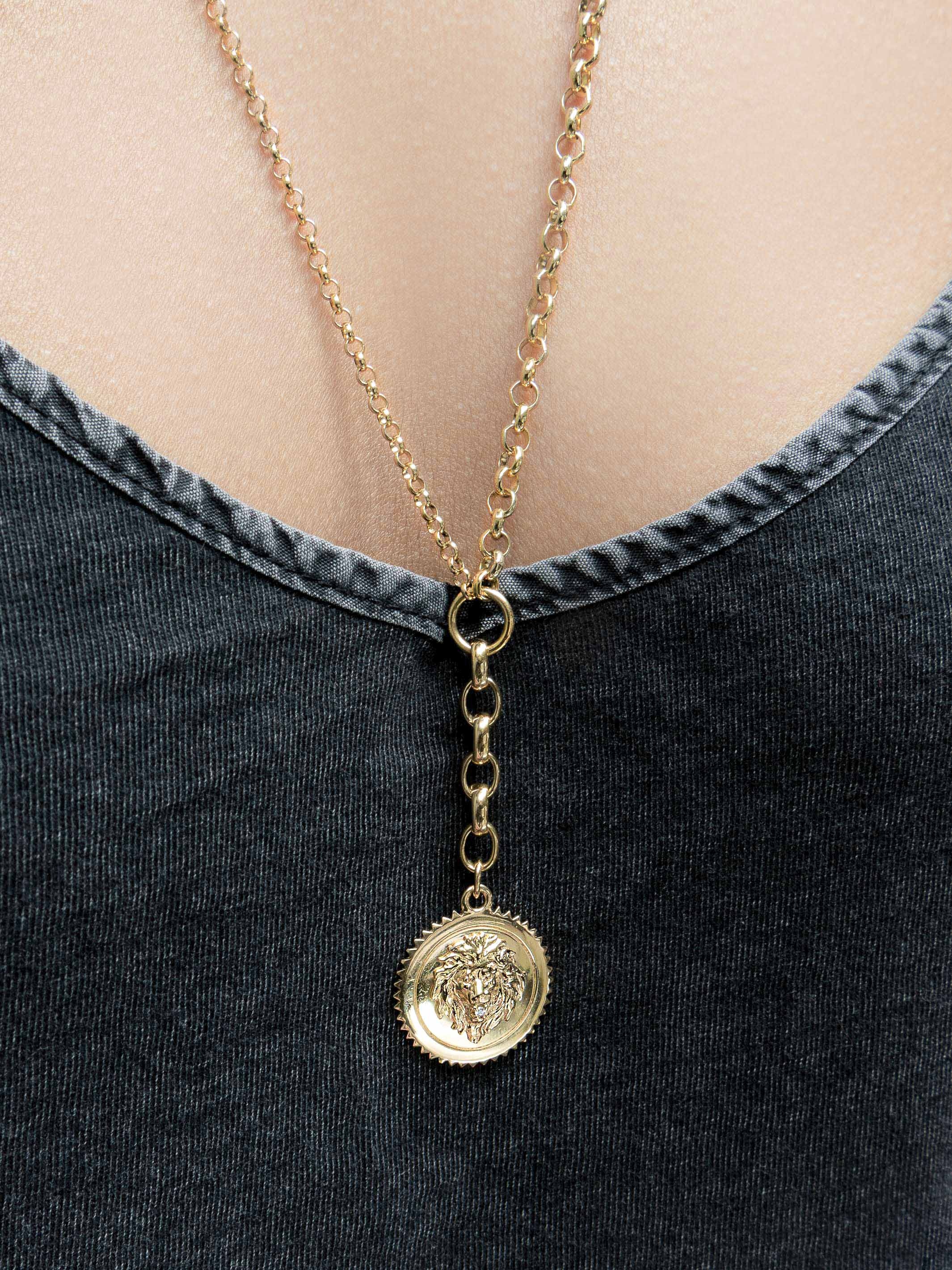 Foundrae “Strength” Gold Necklace - . Görsel