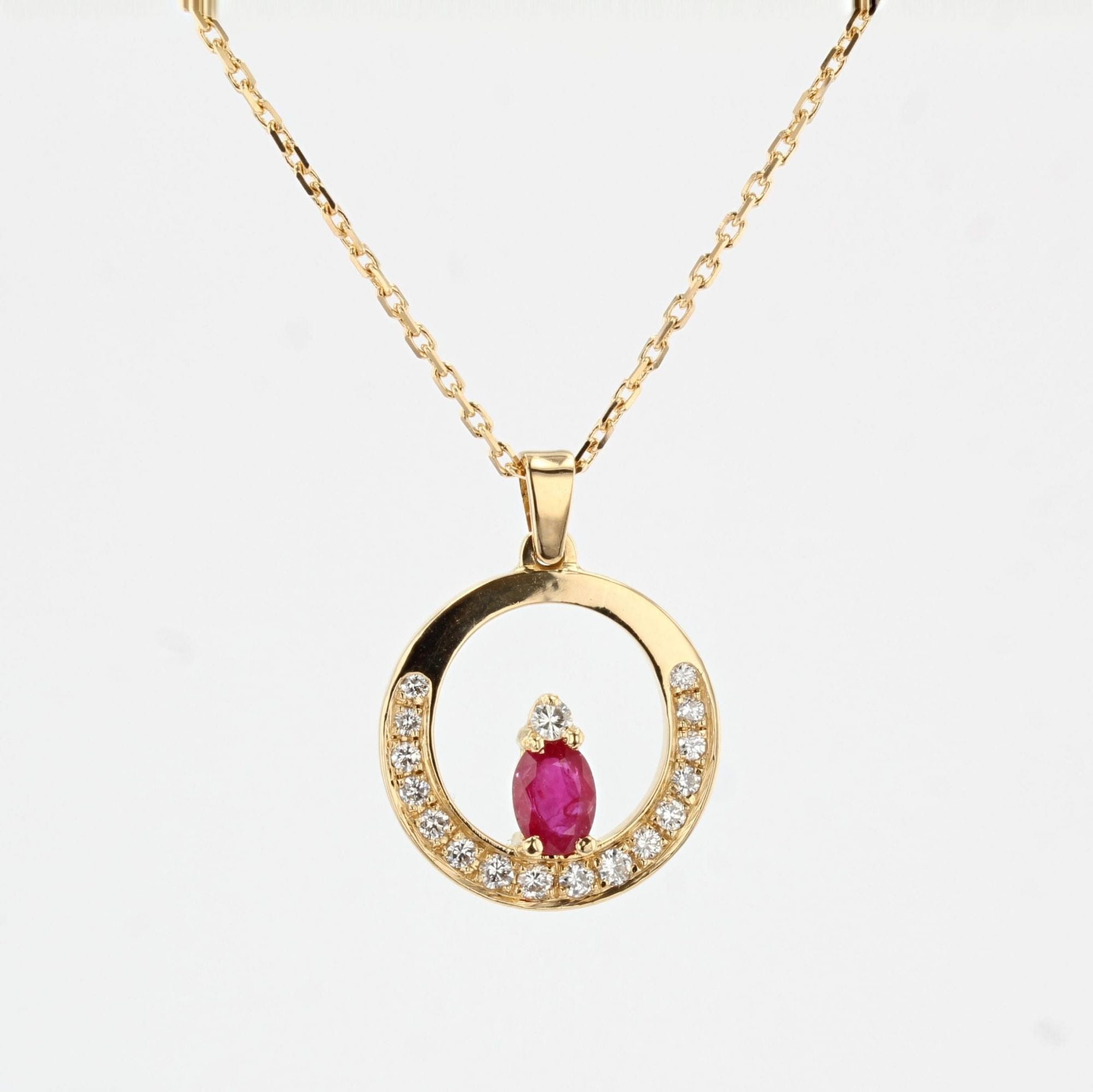 Ruby diamond yellow gold pendant and its chain - . Görsel