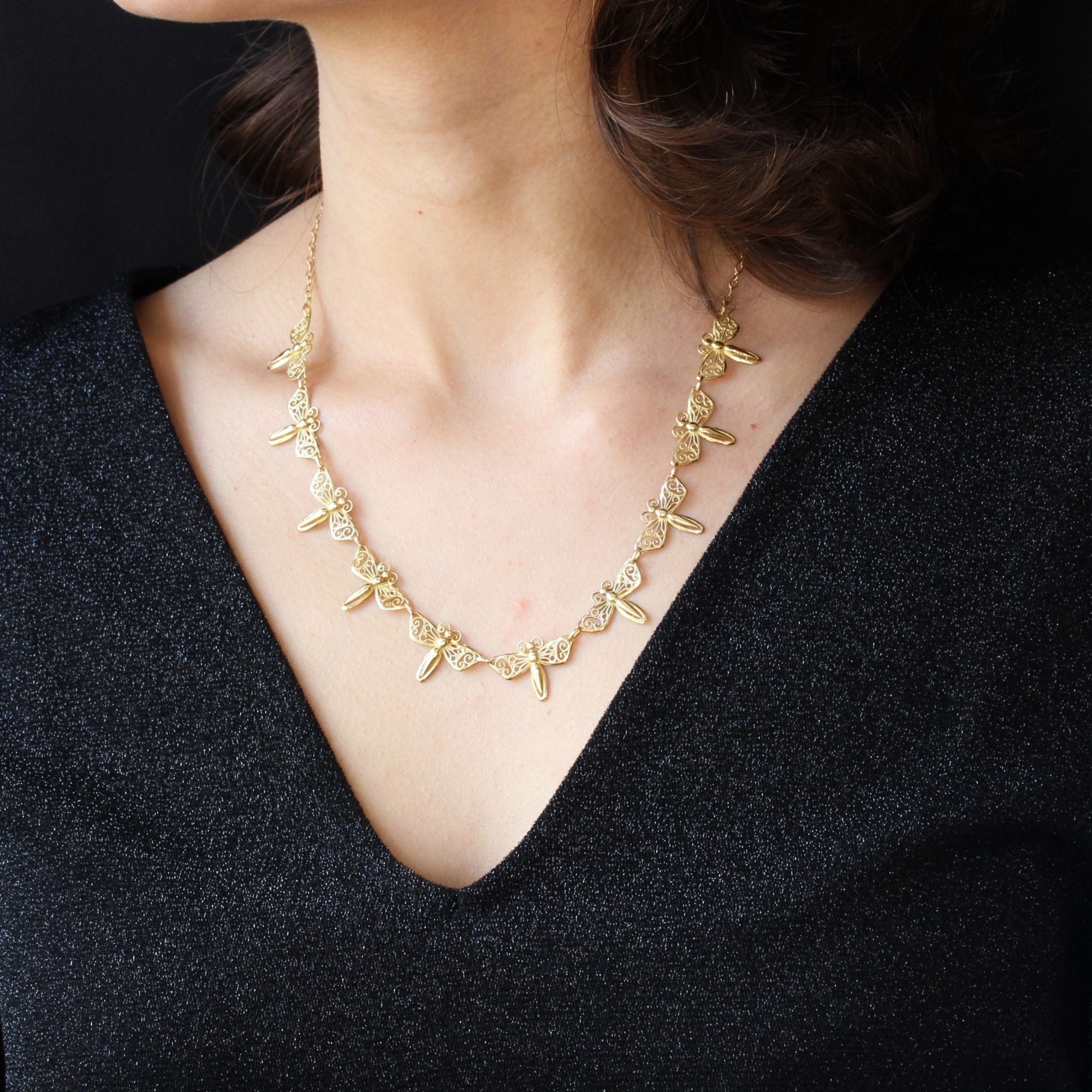 Antique gold necklace with butterflies - . Görsel