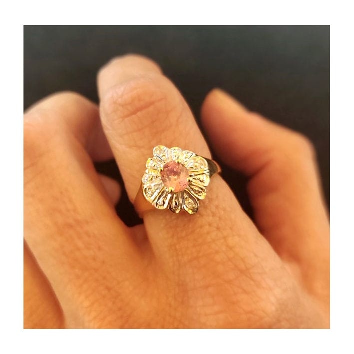 GLOWING RING - . Görsel