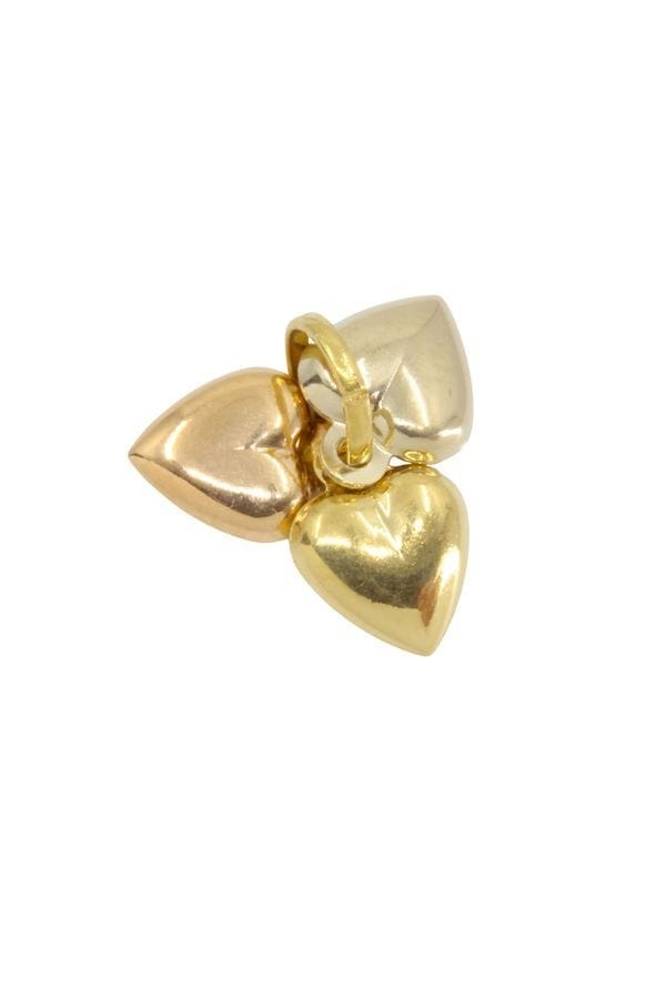 3 GOLD HEARTS PENDANT - . Görsel