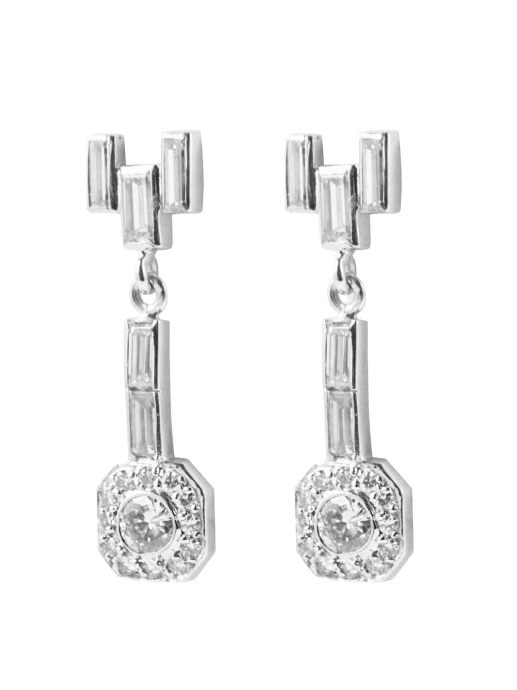White gold and diamond earrings - . Görsel