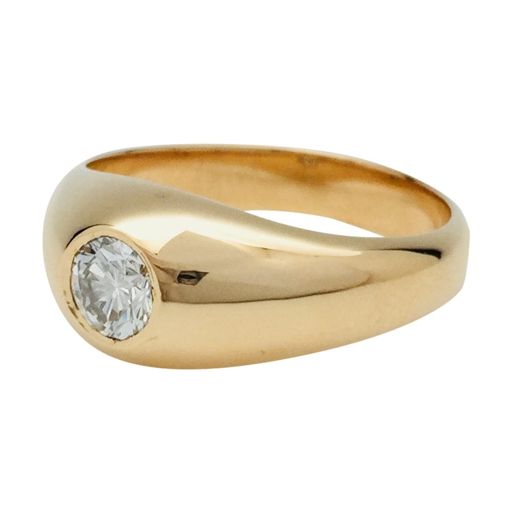 Yellow gold and diamond signet ring, approximately 0.50 carat. - . Görsel