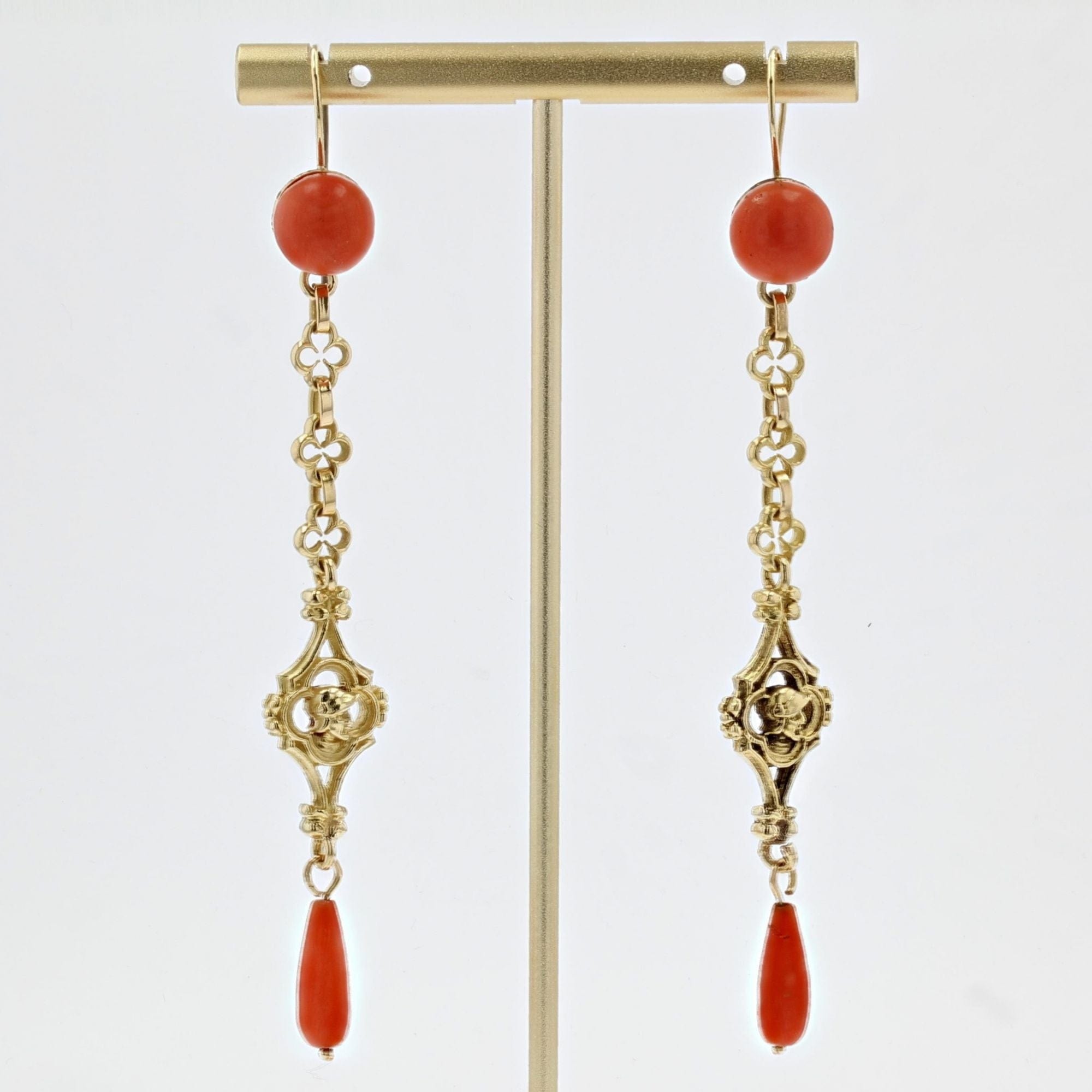 Antique coral and gold earrings - . Görsel
