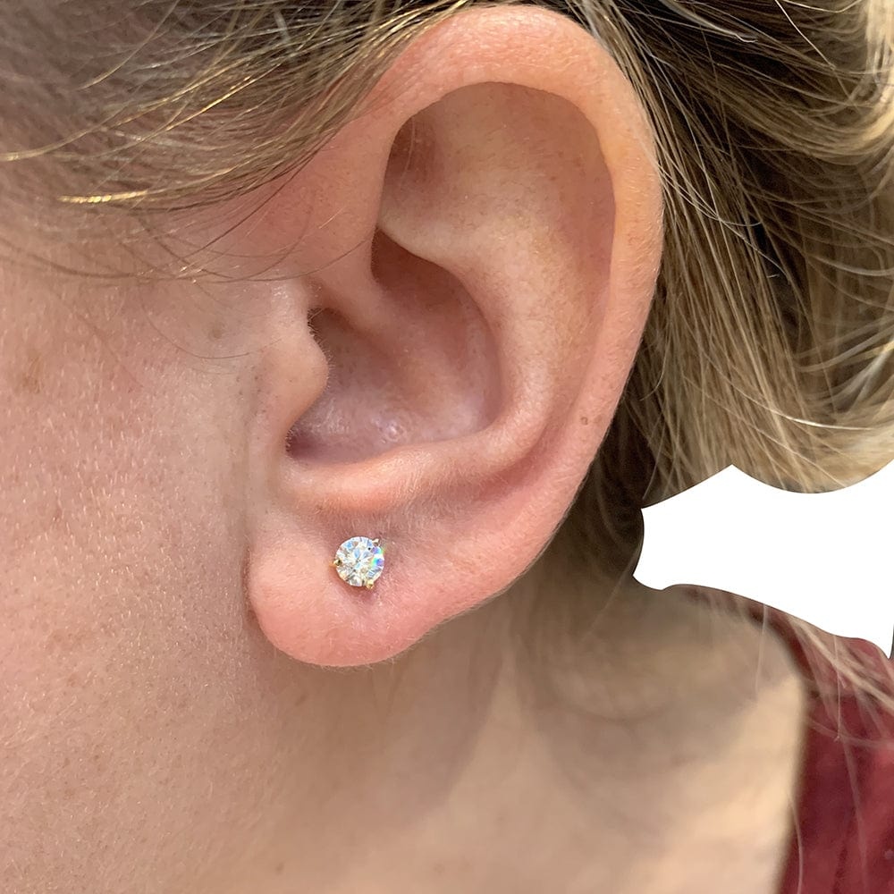 Yellow gold earrings, diamonds. - . Görsel