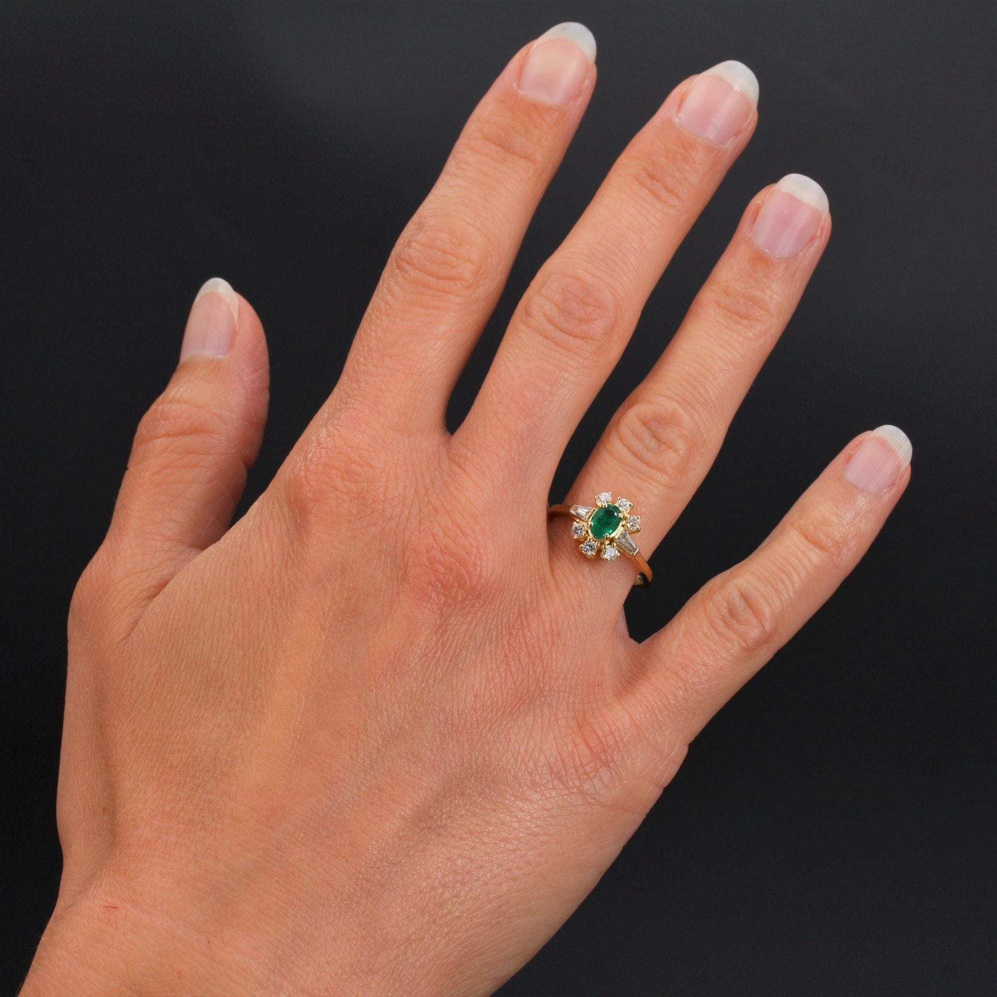 Yellow gold emerald diamond ring - . Görsel