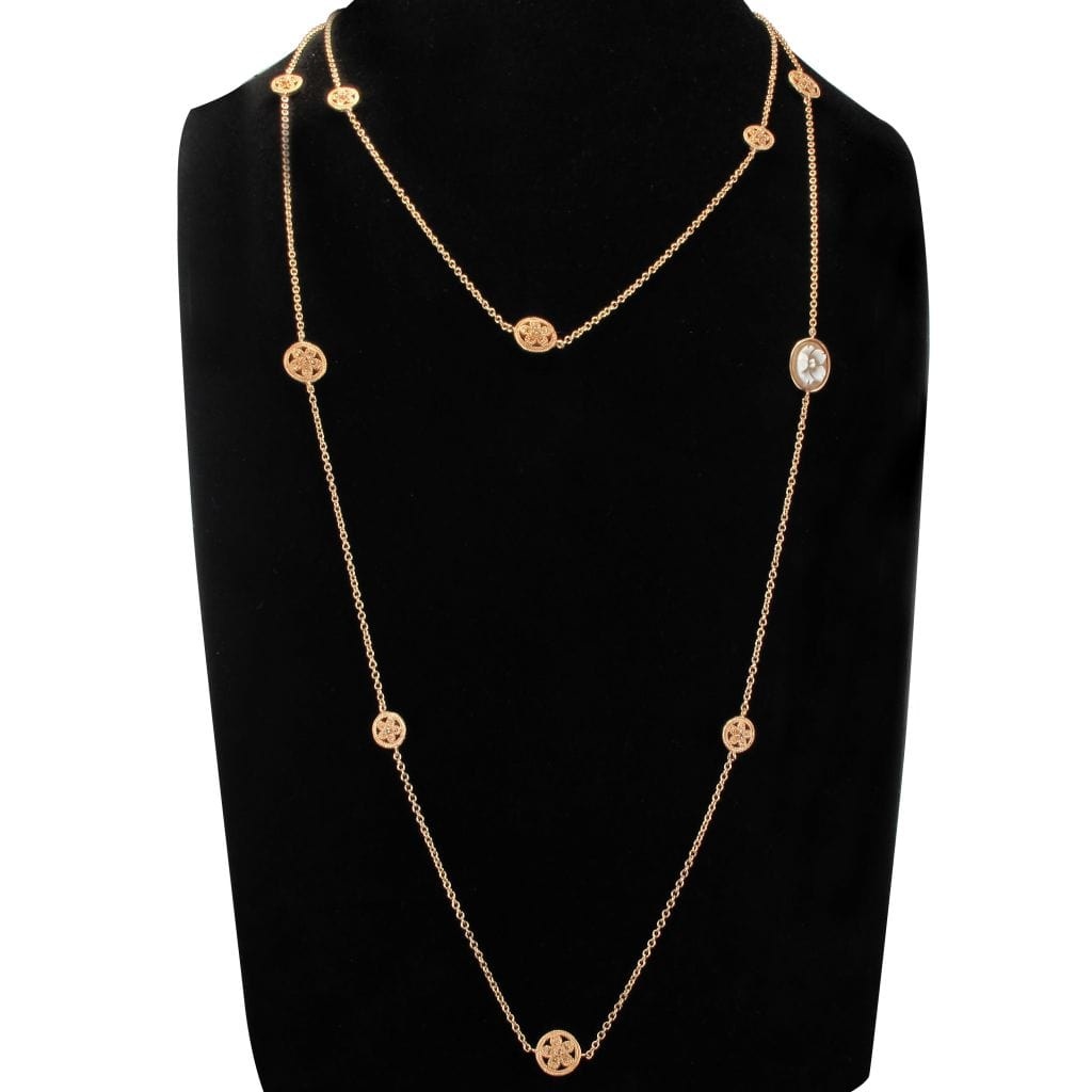 Long necklace silver-gilt pink chiselled round patterns and cameo - . Görsel