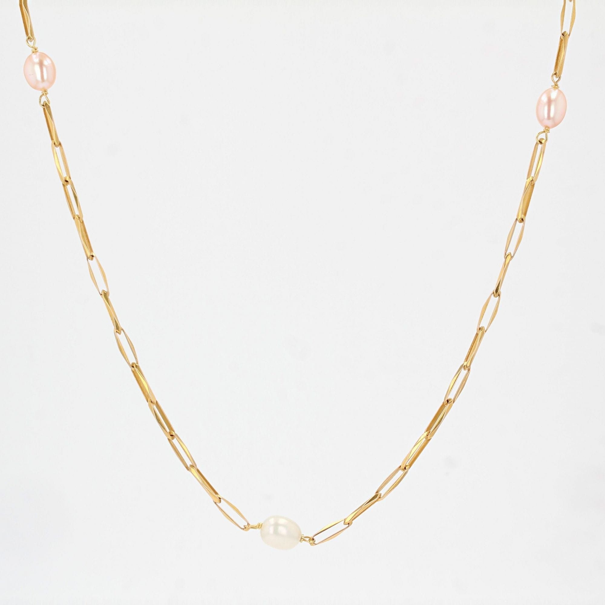 White and pink pearl gold necklace - . Görsel