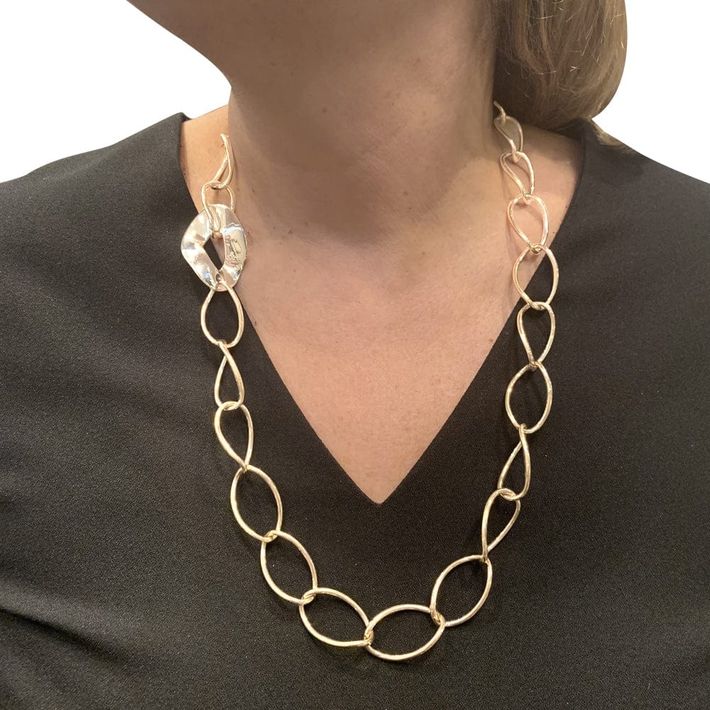 Long necklace Pomellato, 