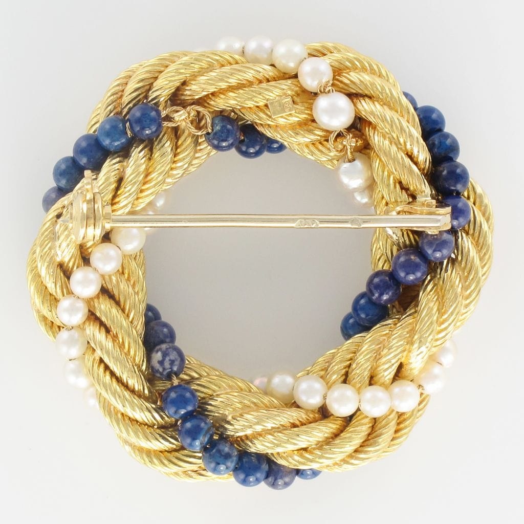 Twisted gold brooch with cultured pearls and lapis lazuli - . Görsel