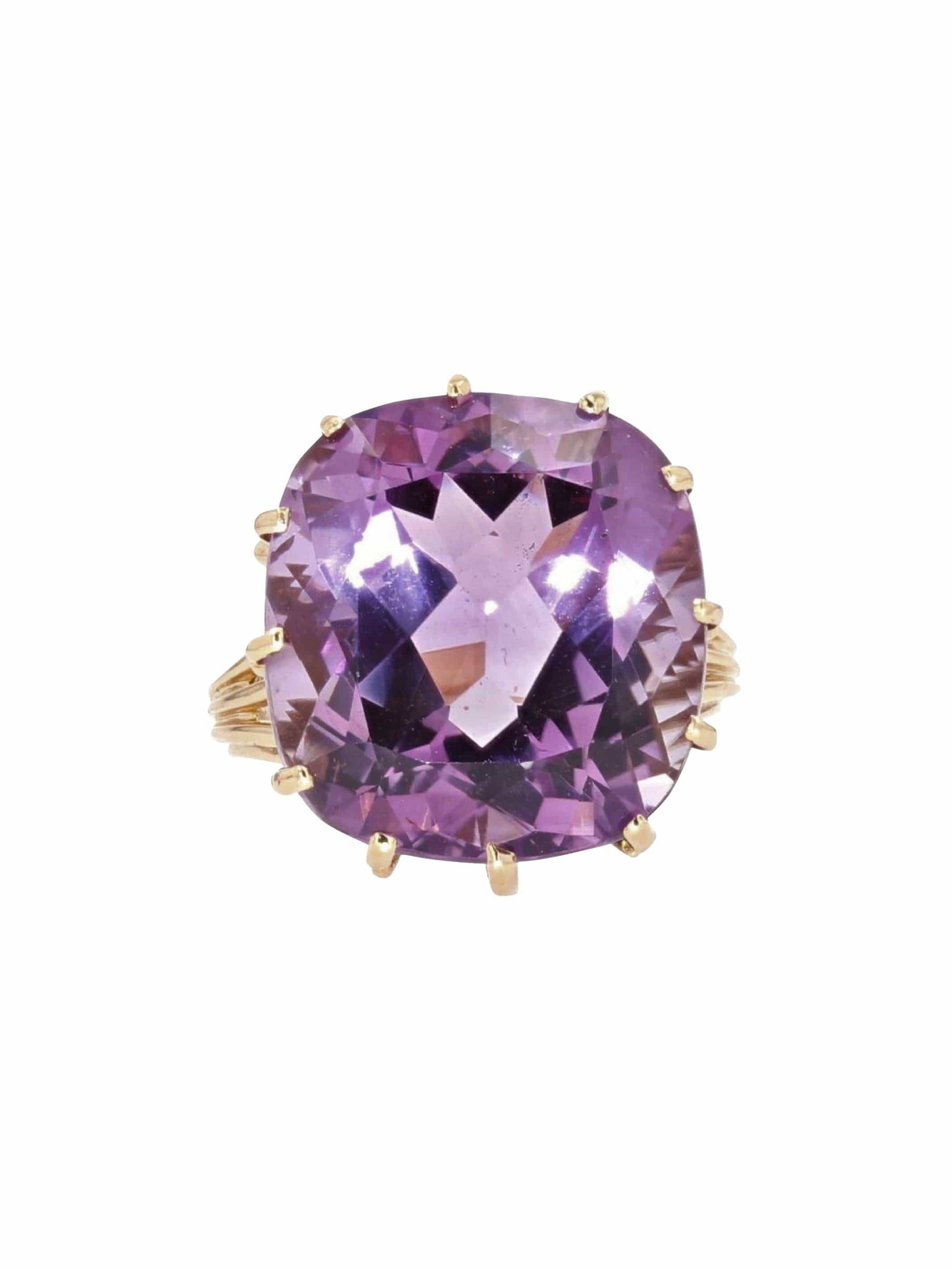 Vintage cushion amethyst ring