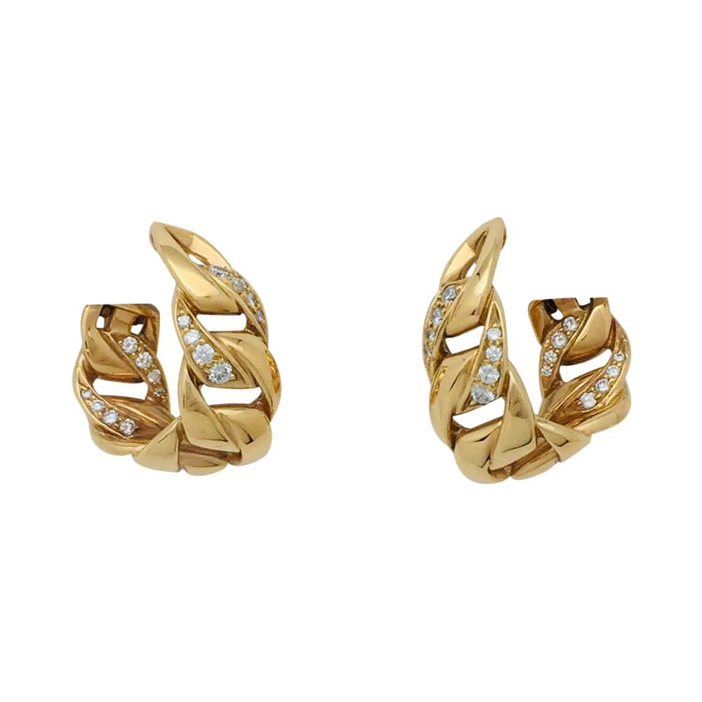 Earrings Cartier, “Bergame” model in yellow gold, diamonds.
