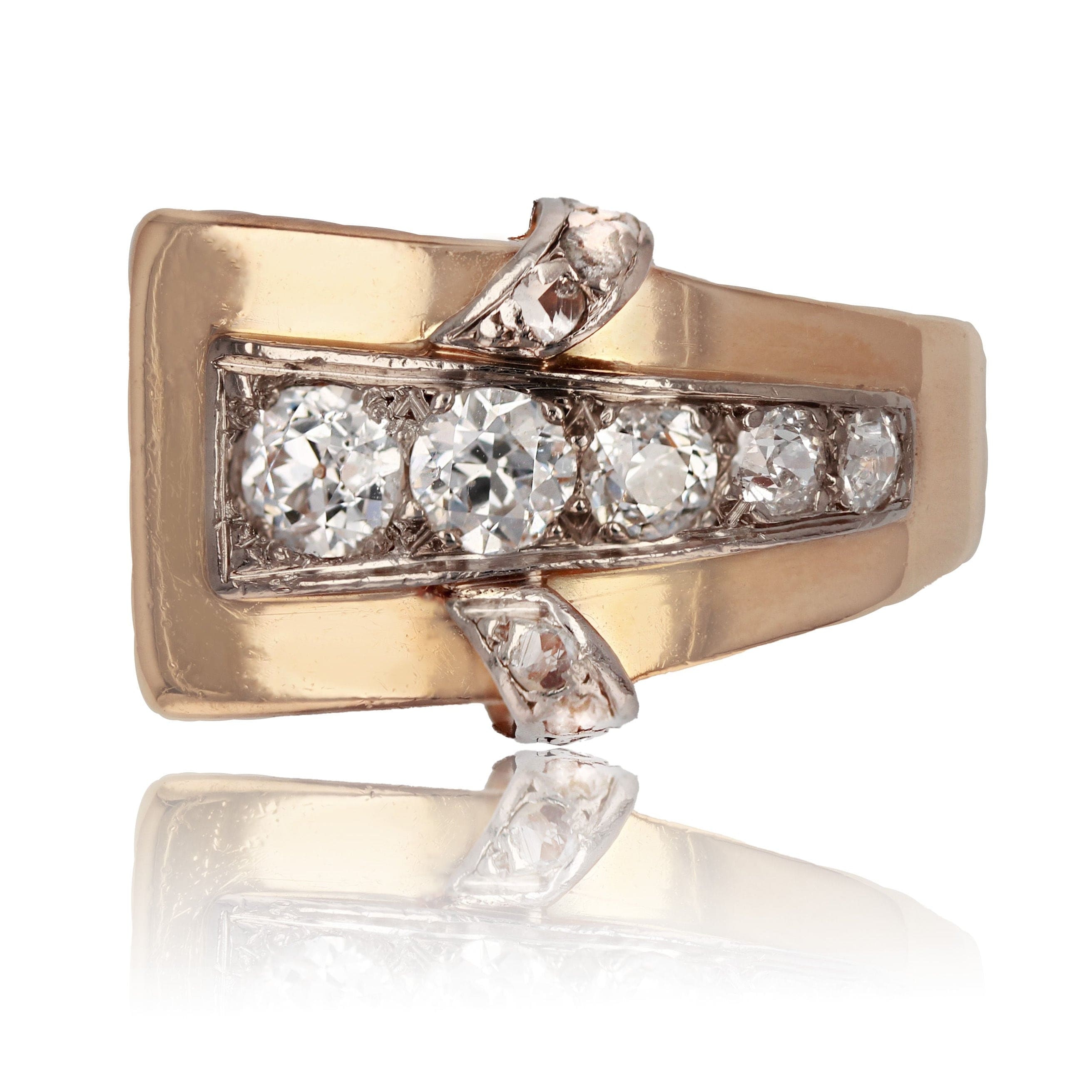 Ring tank asymmetrical diamonds