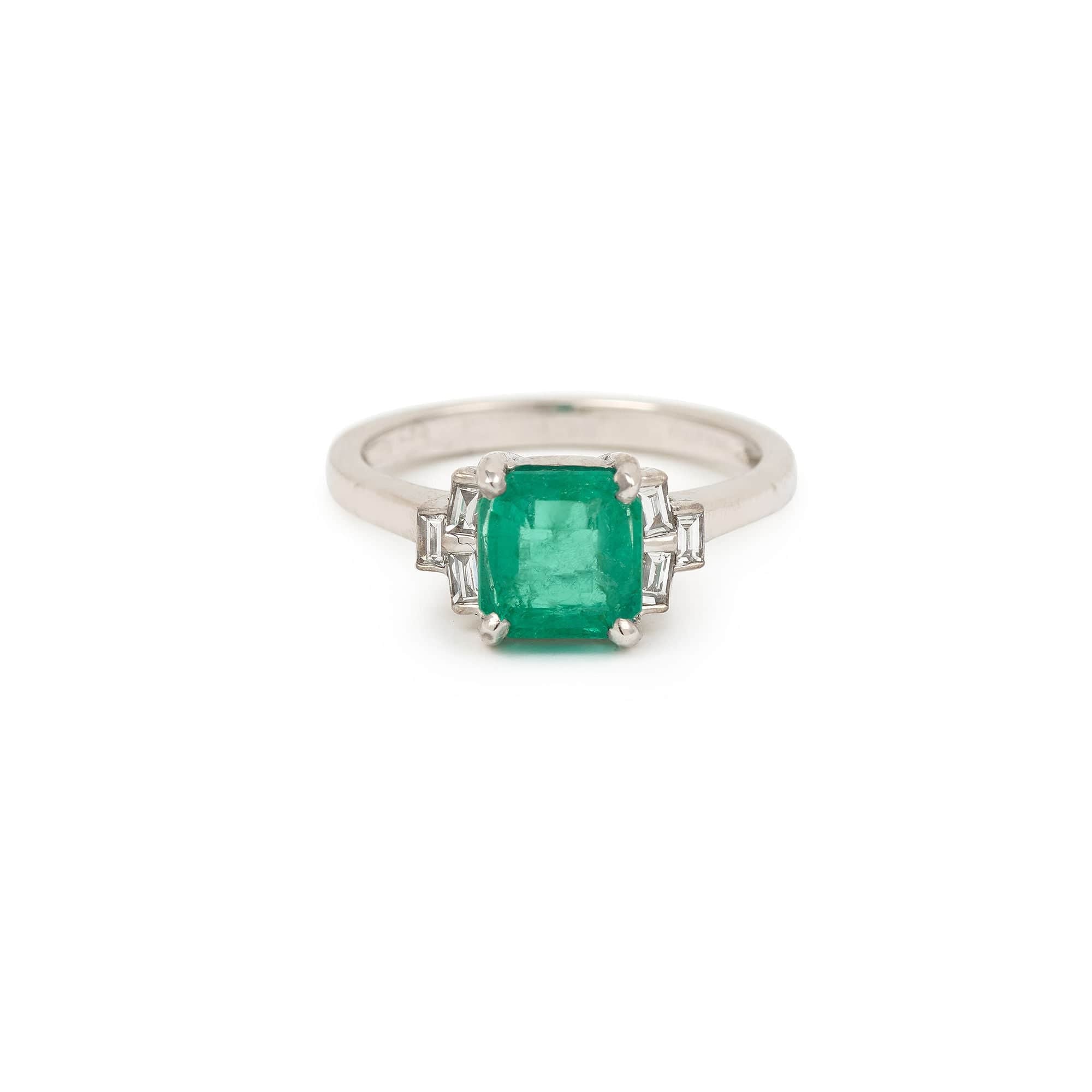Colombian Emerald Ring 1.67 Carats Diamonds 18 Carat White Gold (Certified)