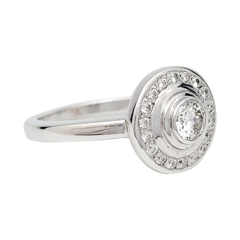 White gold ring, diamonds.