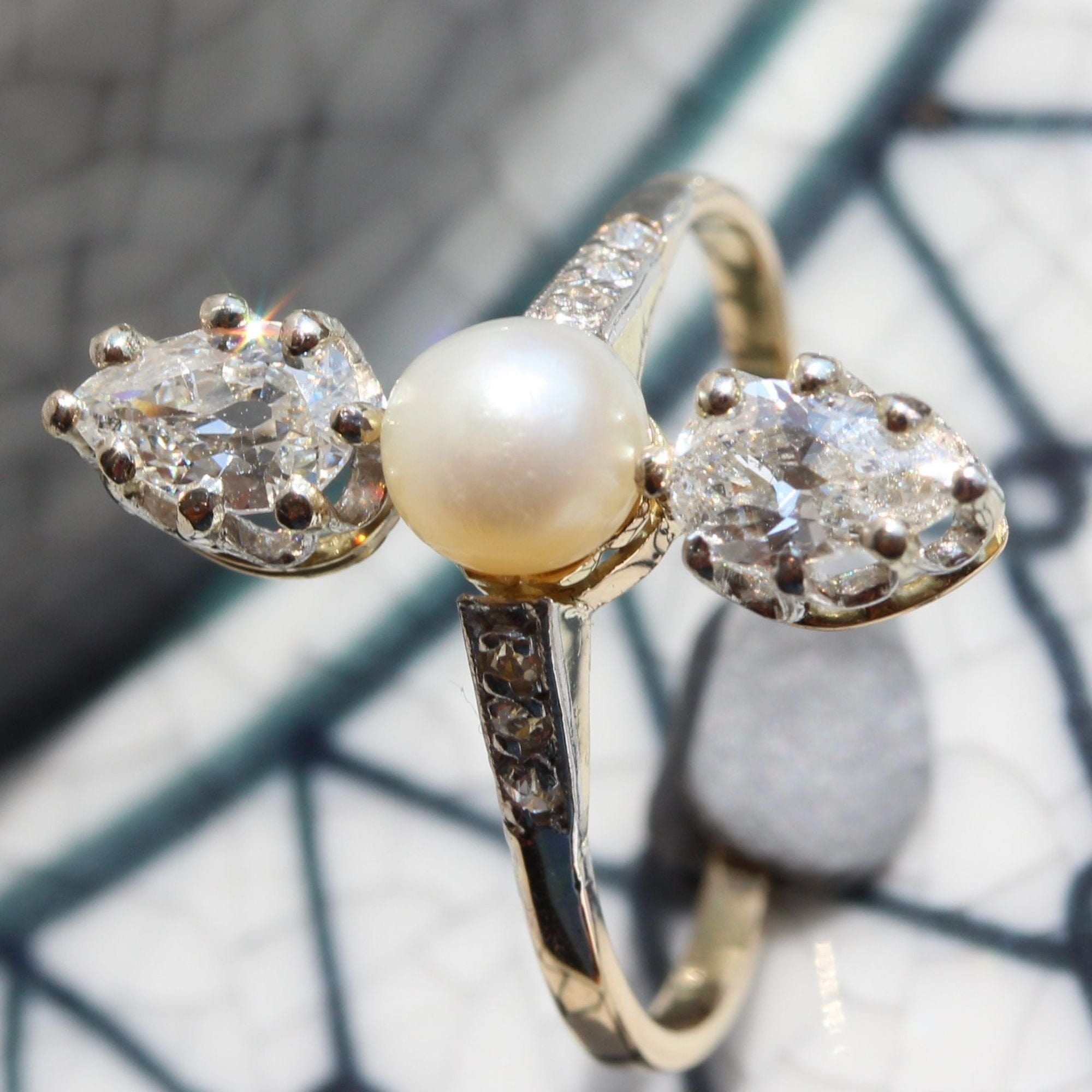 Old fine pearl and pear diamond ring - . Görsel