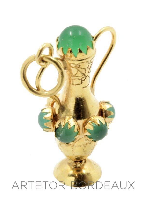 Amphora charm - . Görsel