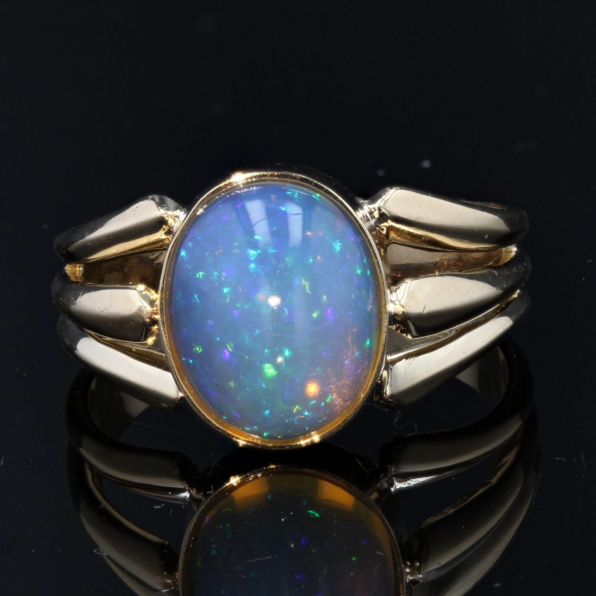 Old Opal ring with openwork bangle - . Görsel
