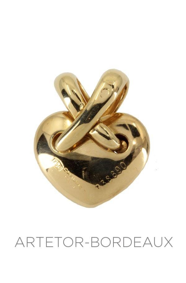 “Link” heart pendant branded Chaumet - . Görsel