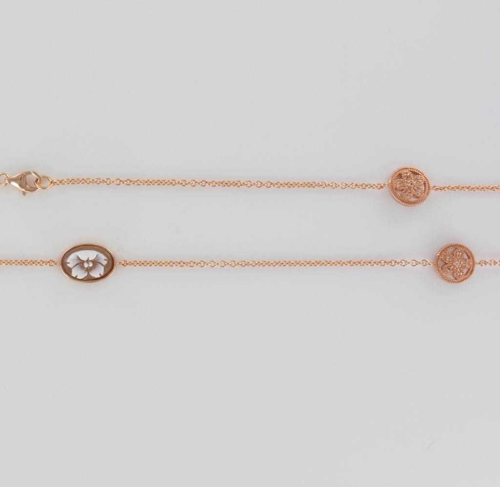 Long necklace silver-gilt pink chiselled round patterns and cameo - . Görsel