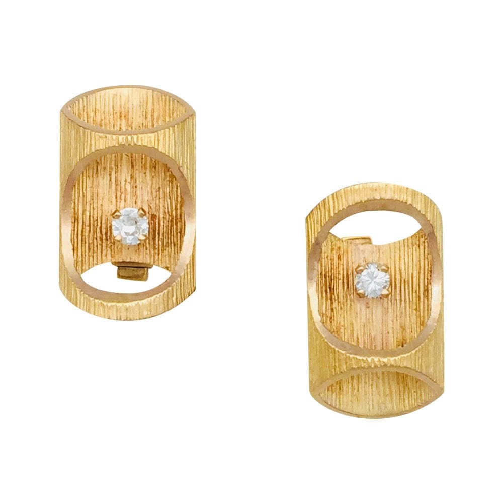 “Bamboo” cufflinks in yellow gold and diamonds, 1970. - . Görsel
