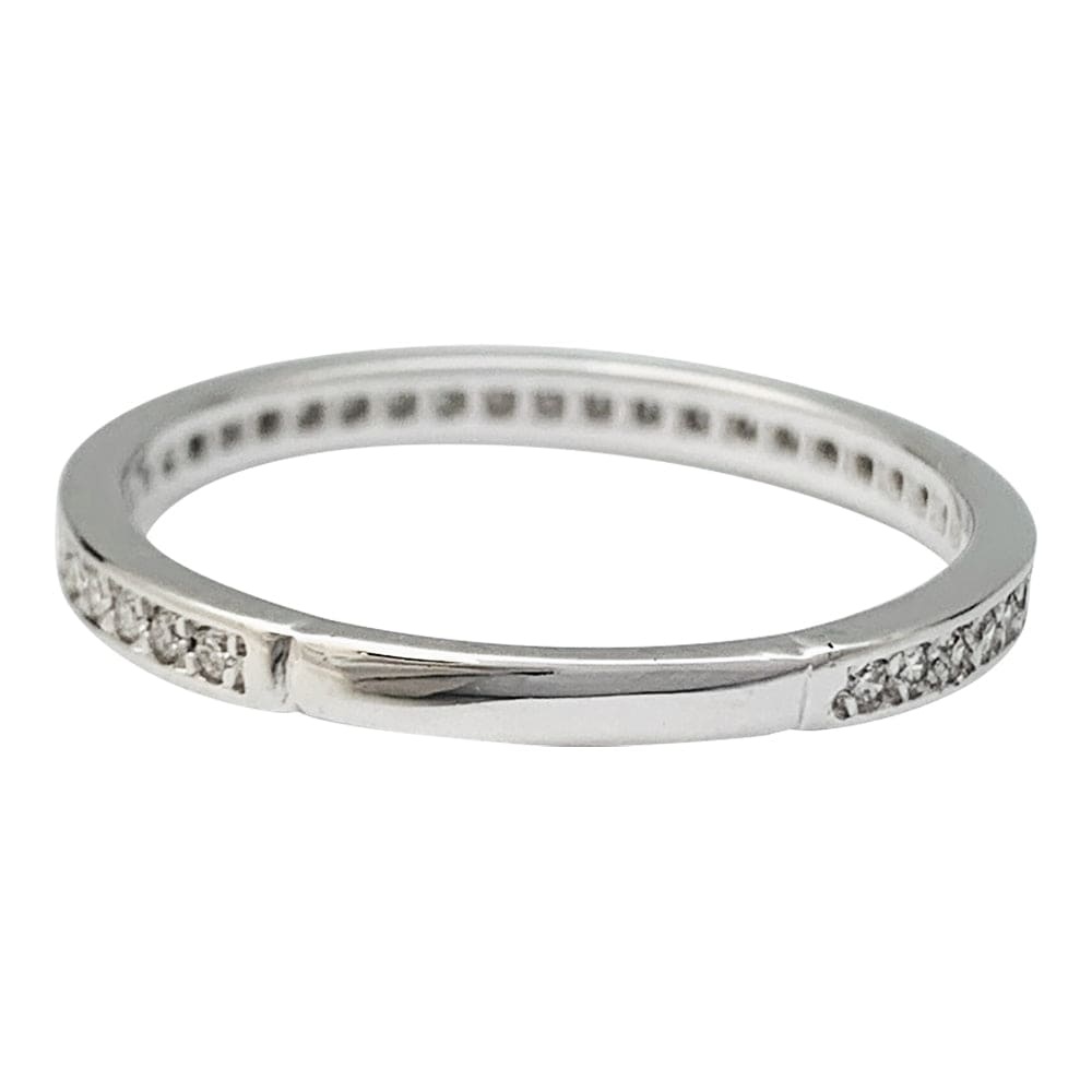 Wedding ring in white gold and diamonds. - . Görsel