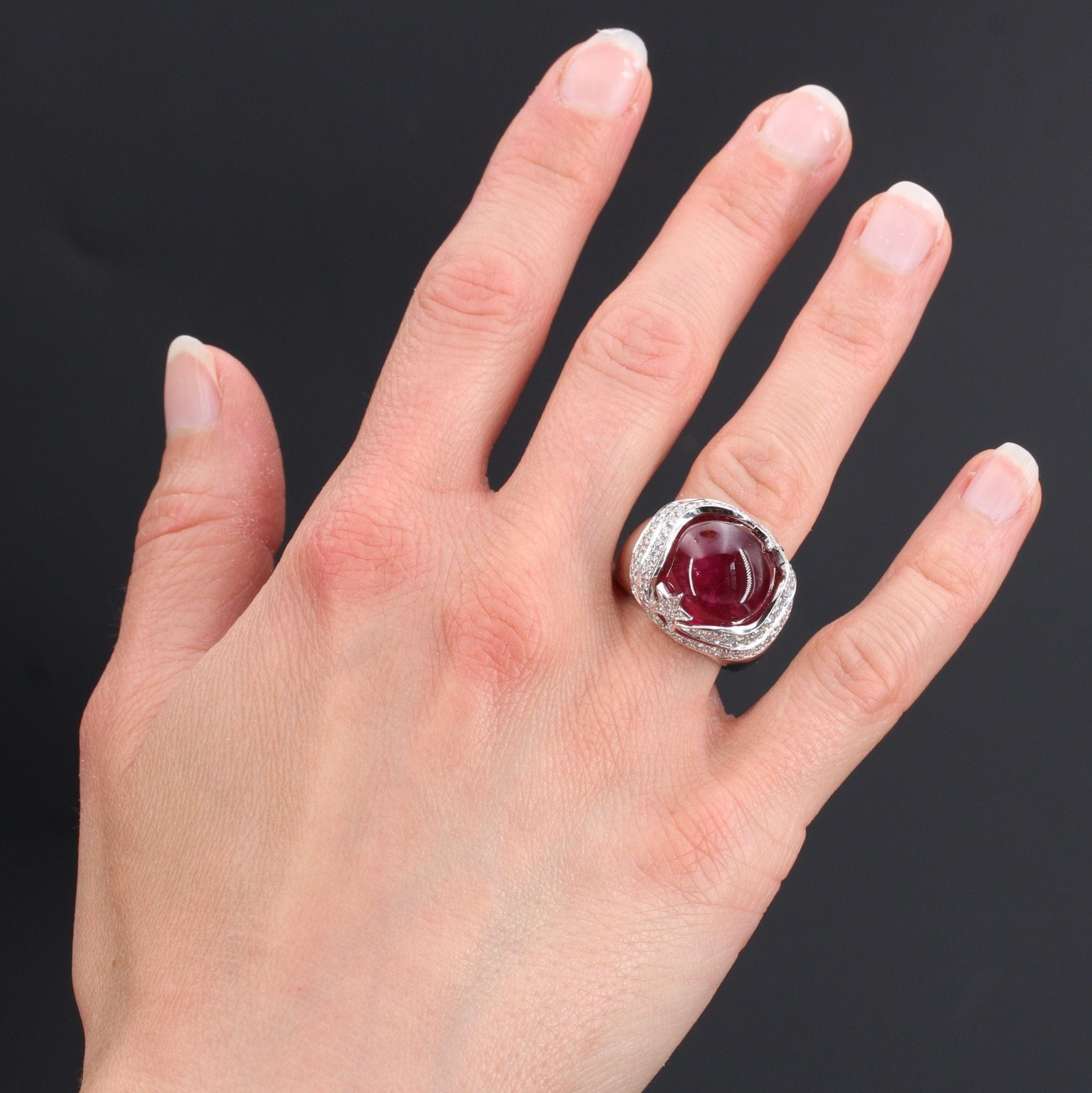Ruby Diamond Dome Ring - . Görsel