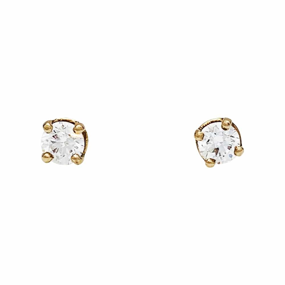 Diamond stud earrings. - . Görsel