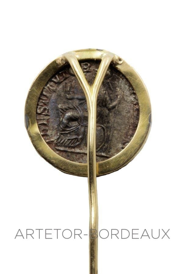 Antique coin pin - . Görsel